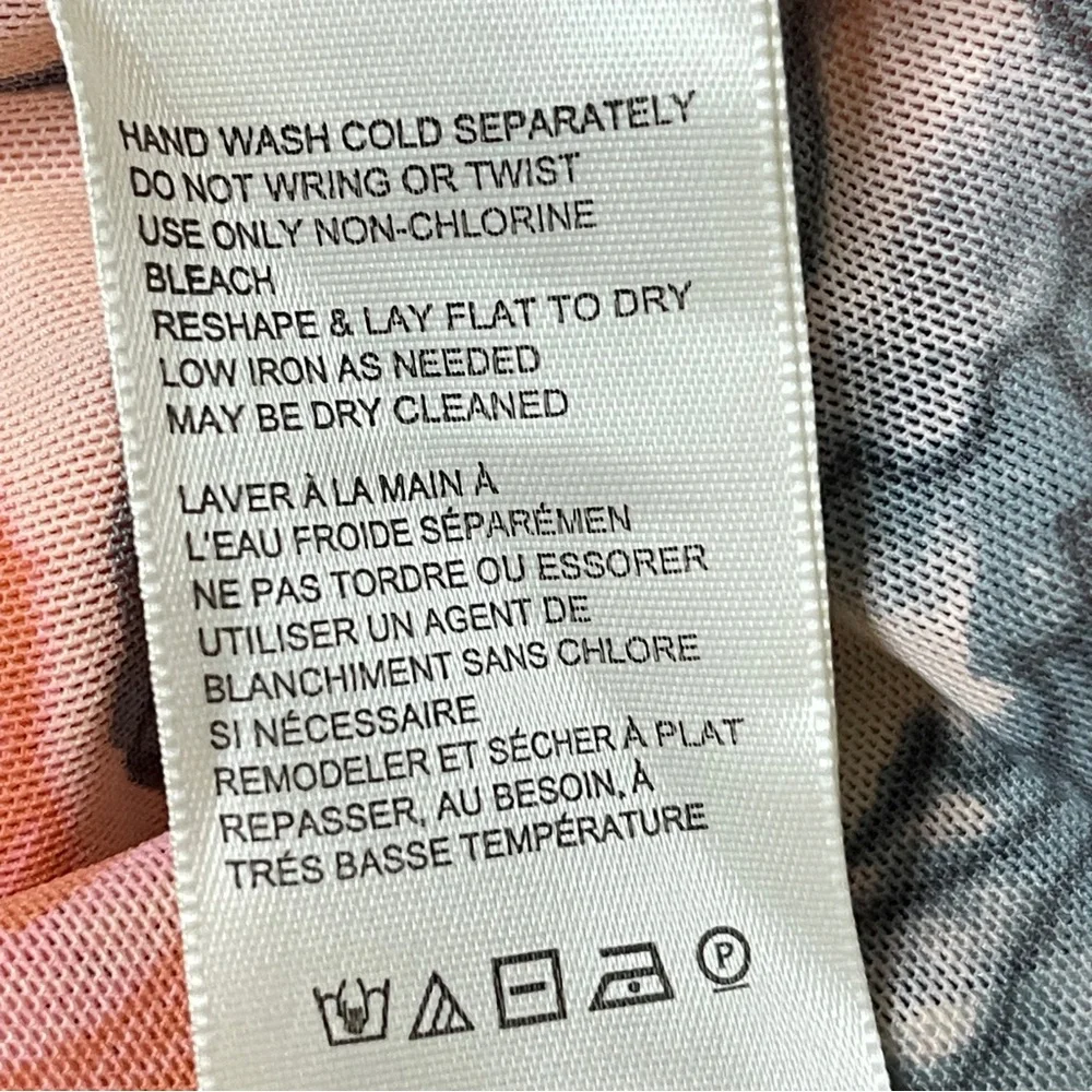 ❌SOLD❌FREE PEOPLE Lucky Shirt Ruched Floral Button Front, Large - Picture 13 of 14